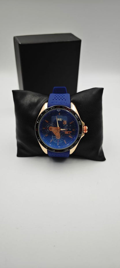 TAG HEUER SİLİKON KORDON ERKEK SAAT