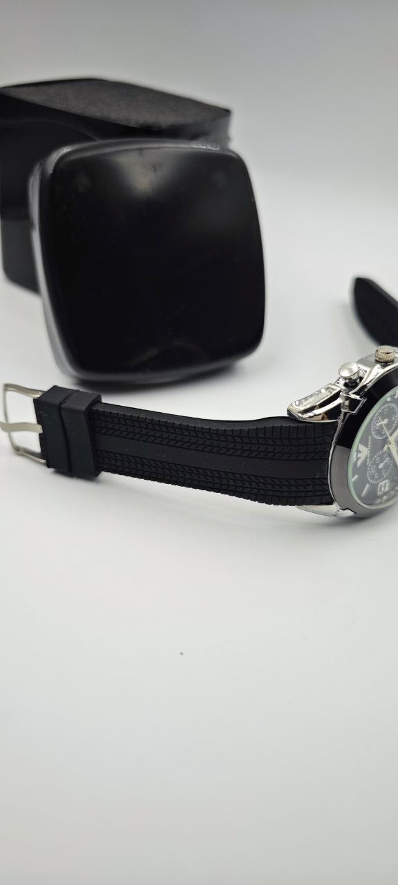 EMPORİO ARMANİ SİYAH GRİ ERKEK SAAT