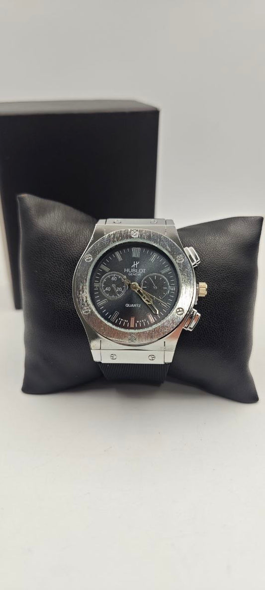 HUBLOT GENEVE SLİKON ERKEK SAAT