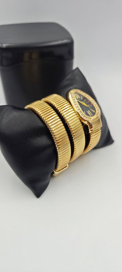 YILAN GOLD İÇİ SİYAH BAYAN SAATİ