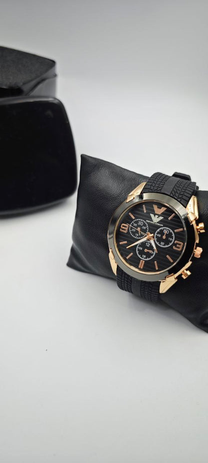 EMPORİO ARMANİ SİYAH GOLD ERKEK SAAT