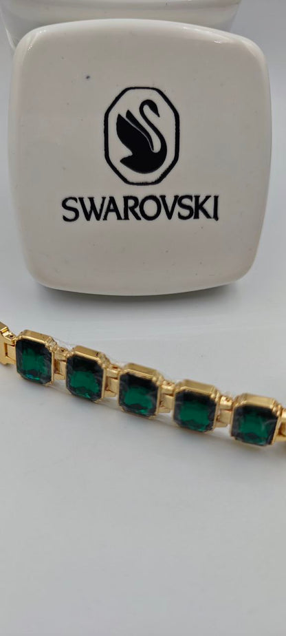 SWAROVSKİ YEŞİL TAŞLI BAYAN