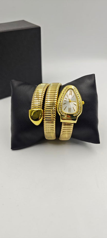 BAYAN YILAN MODEL SAAT