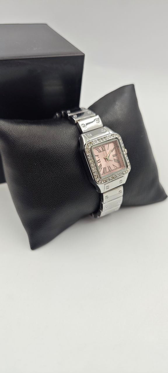 GÜMÜŞ RENK İÇİ PEMBE BAYAN SAATİ