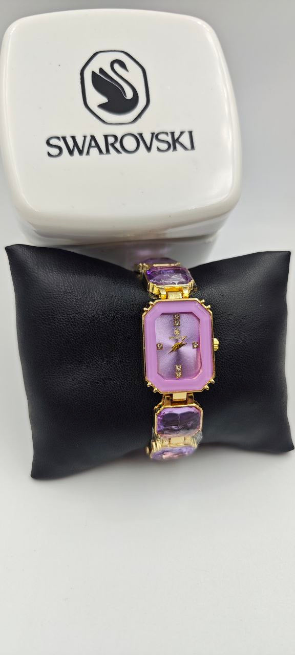 SWAROVSKİ KAPALI PEMBE TAŞLI BAYAN SAATİ