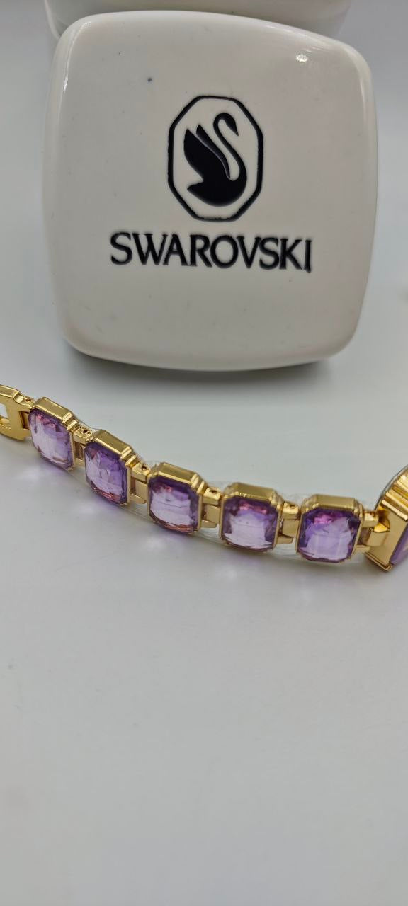 SWAROVSKİ KAPALI PEMBE TAŞLI BAYAN SAATİ