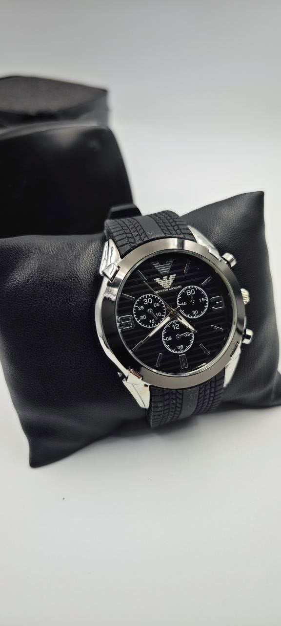 EMPORİO ARMANİ SİYAH GRİ ERKEK SAAT