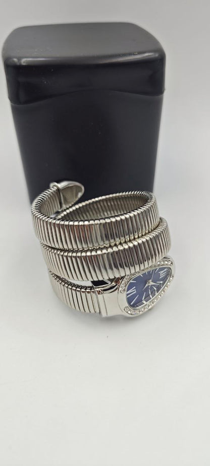 YILAN GRİ İÇİ MAVİ BAYAN SAAT