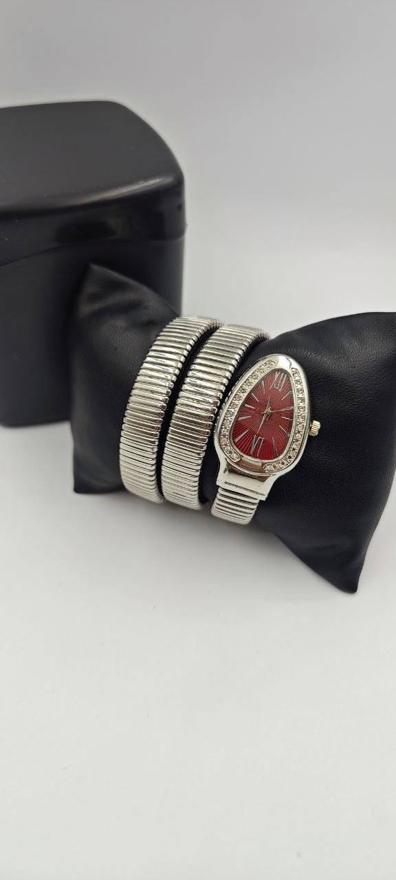 YILAN GRİ İÇİ KIRMIZI BAYAN SAAT