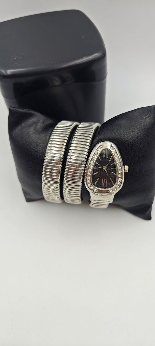 YILAN GRİ İÇİ SİYAH BAYAN SAAT