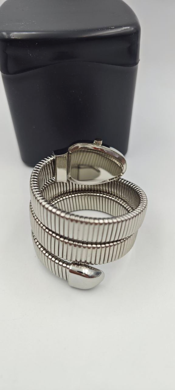 YILAN GRİ İÇİ MAVİ BAYAN SAAT